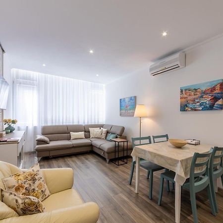 E-Home Apartments Warna Exterior foto