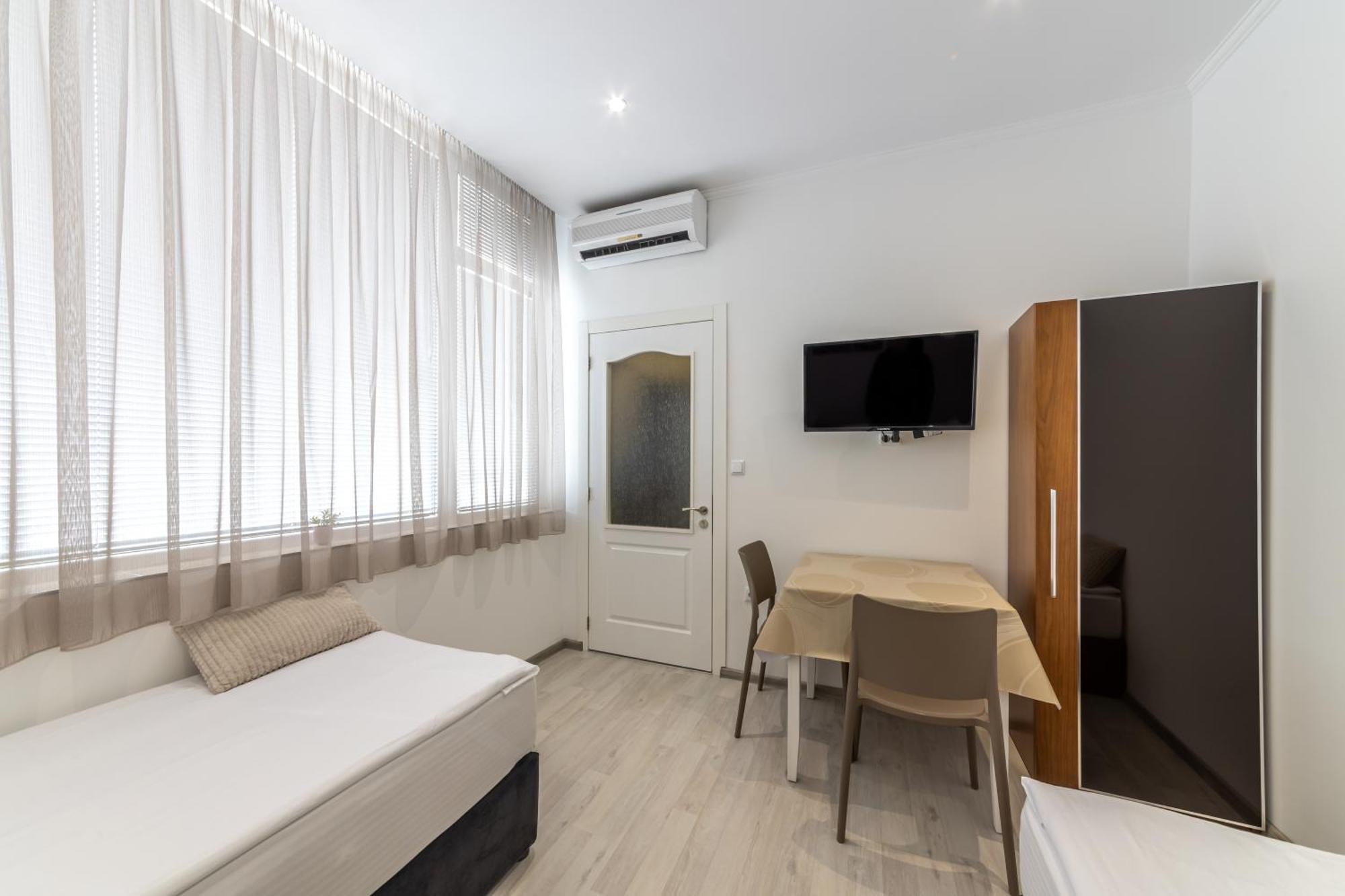 E-Home Apartments Warna Exterior foto